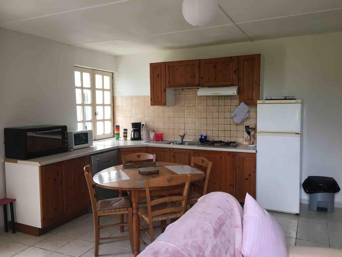Maison Au Calme Proche Des Cures Apartman Jonzac Kültér fotó